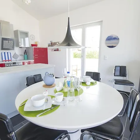 Апартаменты Schoener Meerblick Von Der Dachterrasse Haus Ostseeblick 1 Meehrblick